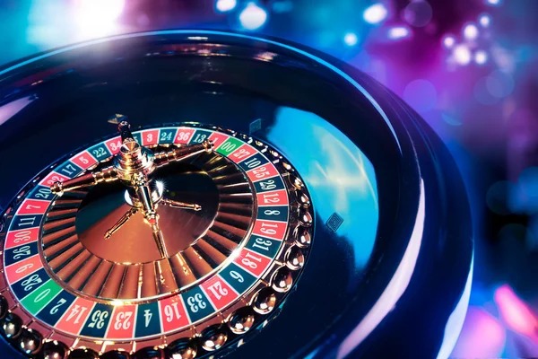 Spadegaming bonus round feature showing free spins and multiplier on ryu4d